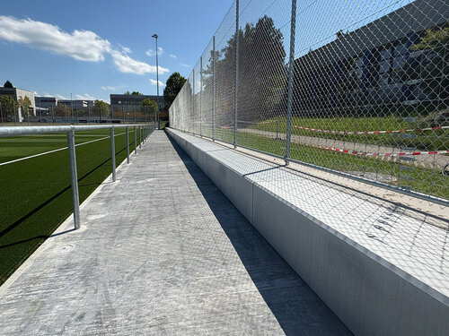 Neubau Kunstrasenfeld Sportzentrum