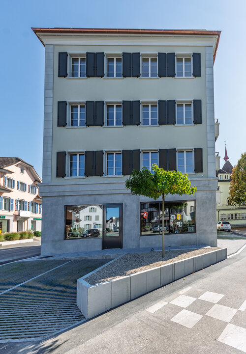 Ersatzneubau Wohn- + Geschäftsgebäude Leuenplatz 5