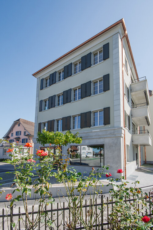 Ersatzneubau Wohn- + Geschäftsgebäude Leuenplatz 5